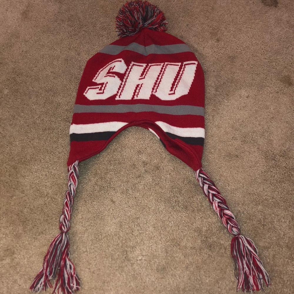 Sacred Heart University Winter Hat